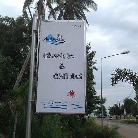 Check In And Chill Out Hotel Ban Laem Sok Exterior photo