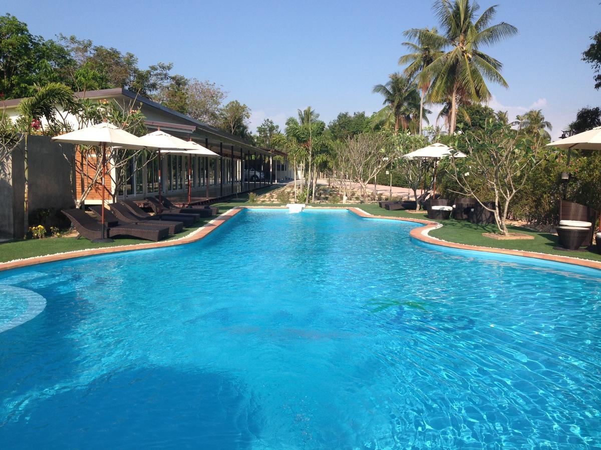 Check In And Chill Out Hotel Ban Laem Sok Exterior photo